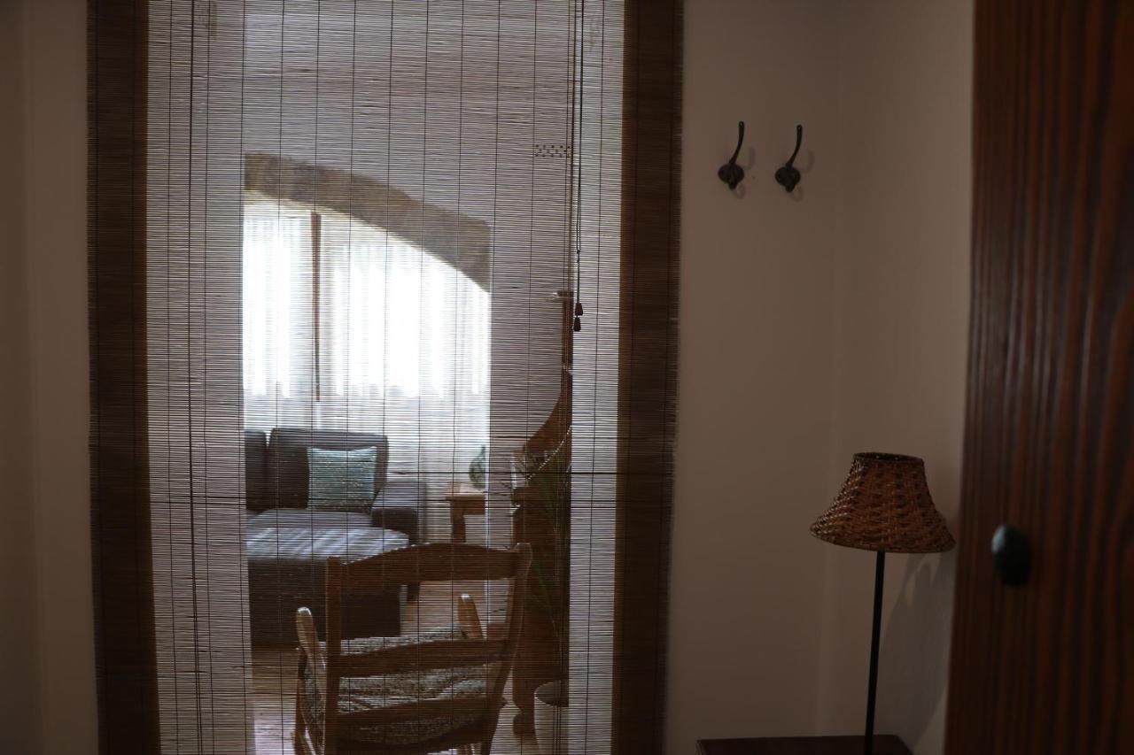 Apartamento Rosellas, Cerca De Alquezar, En Sierra De Guara 阿达休息卡 外观 照片