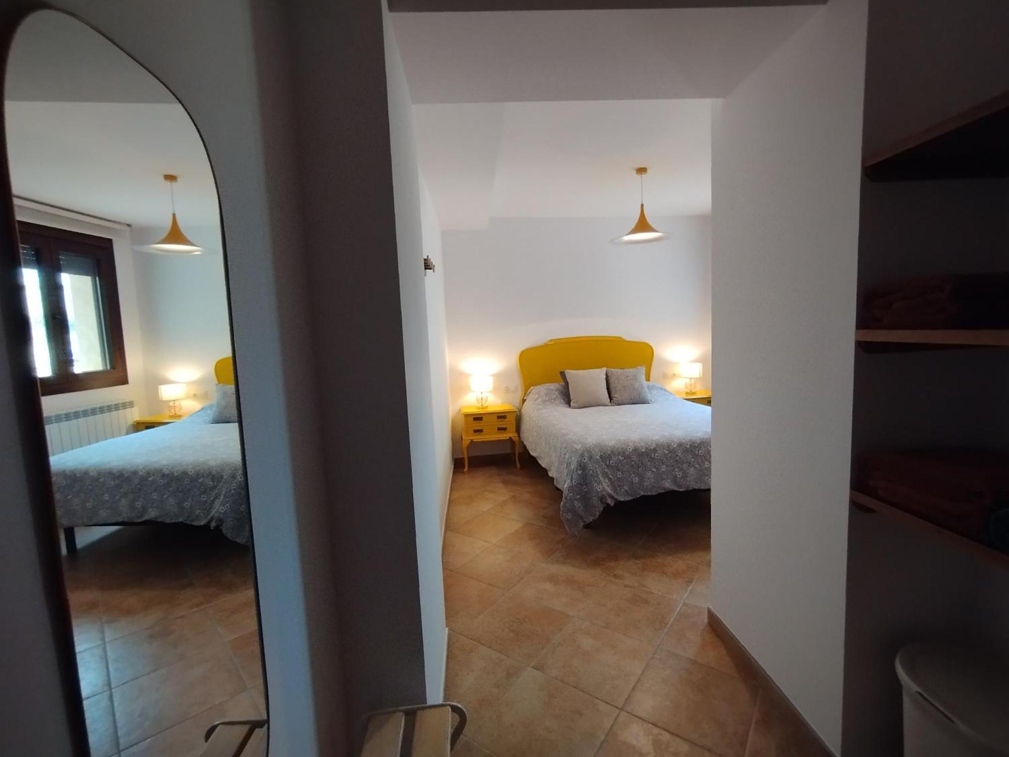 Apartamento Rosellas, Cerca De Alquezar, En Sierra De Guara 阿达休息卡 外观 照片