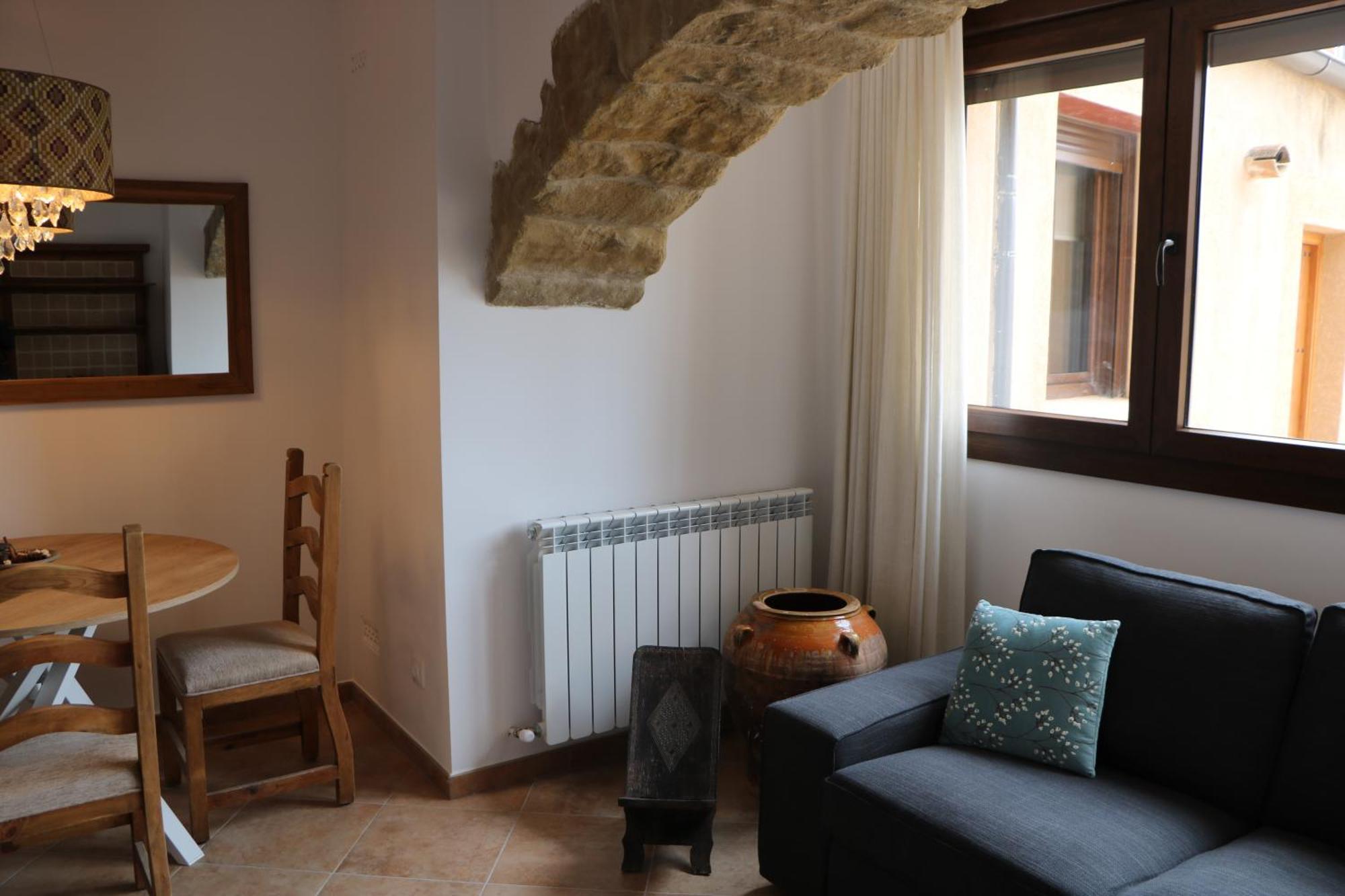 Apartamento Rosellas, Cerca De Alquezar, En Sierra De Guara 阿达休息卡 外观 照片